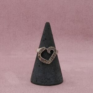 sterling silver marcasite studded heart ring size 5.75